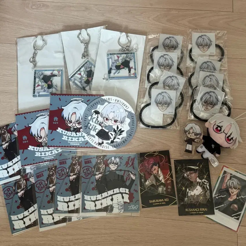 [SOLD OUT] [BUNJANG] Charisma House Rikay Acrylic Charm &amp; Hair Tie / (가격변동X) 카리스마 하우스 리카이 아크릴 키링 머리끈 누이 코롯토