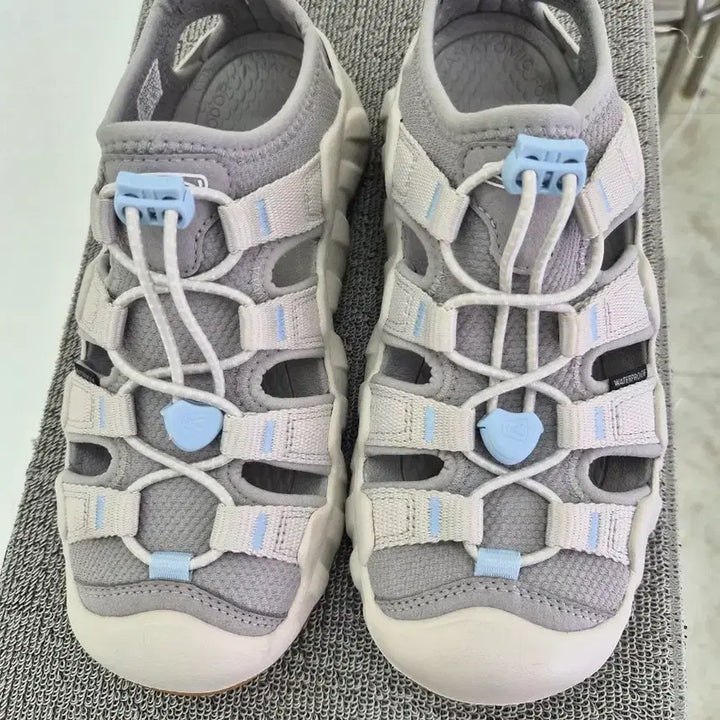 [BUNJANG] KEEN Newport H2 Waterproof Aqua Sandals Grey / KEEN 킨 워터프루프 아쿠아 샌들 그레이