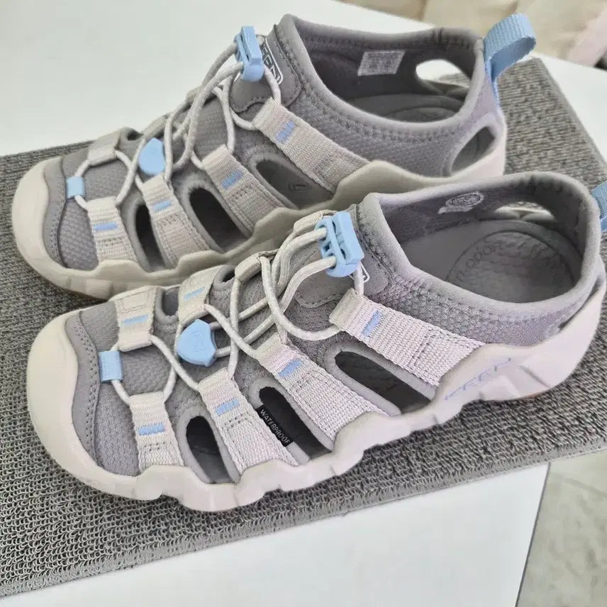 [BUNJANG] KEEN Newport H2 Waterproof Aqua Sandals Grey / KEEN 킨 워터프루프 아쿠아 샌들 그레이