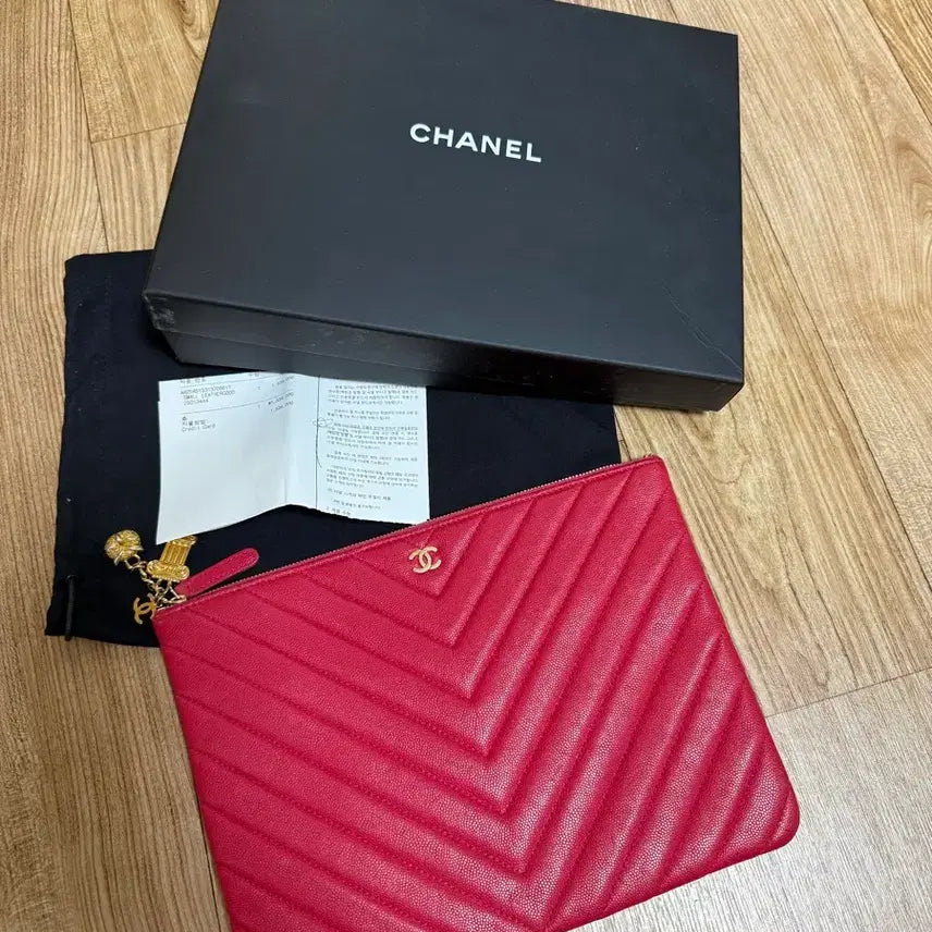[BUNJANG] Chanel Chevron Clutch Medium Red / 샤넬 쉐브론 클러치 레드 + 풀세트  미듐