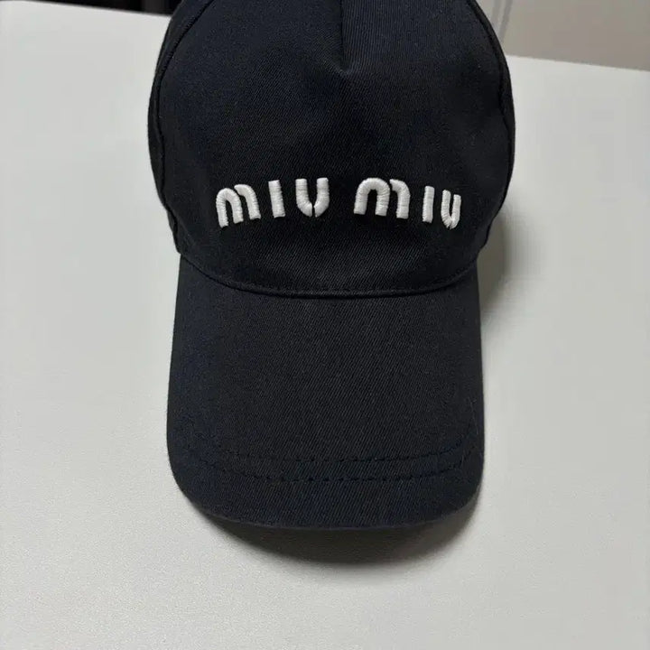[BUNJANG] Miu Miu Black Ball Cap / 미우미우 블랙 볼캡 정품