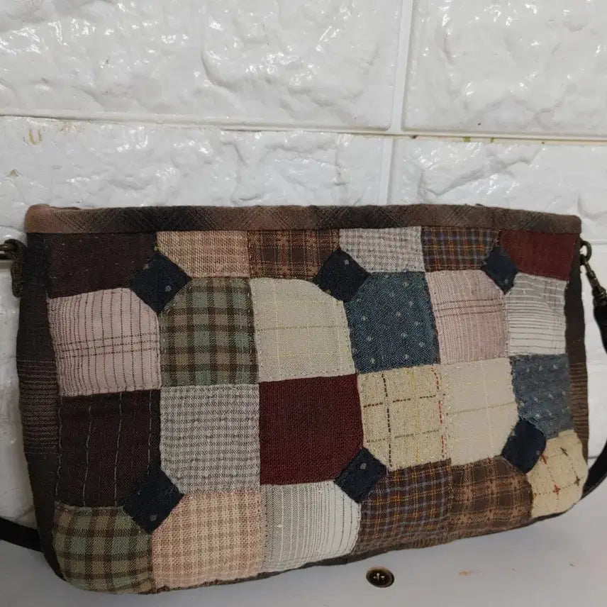 [BUNJANG] Handmade Patchwork Quilted Bag / 퀼트 핸드메이드 가방