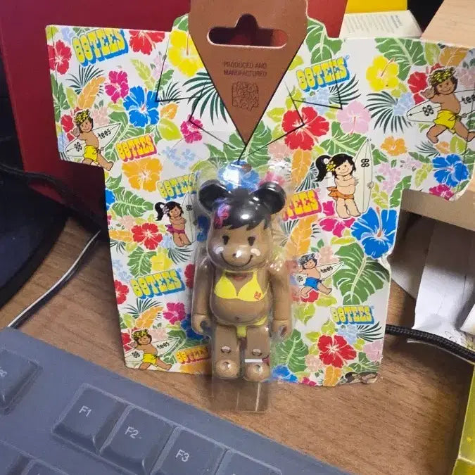 [BUNJANG] 88tees Bearbrick Hawaiian Shirt Figure (Sealed) / 88tees 베어브릭 피규어 하와이안 셔츠