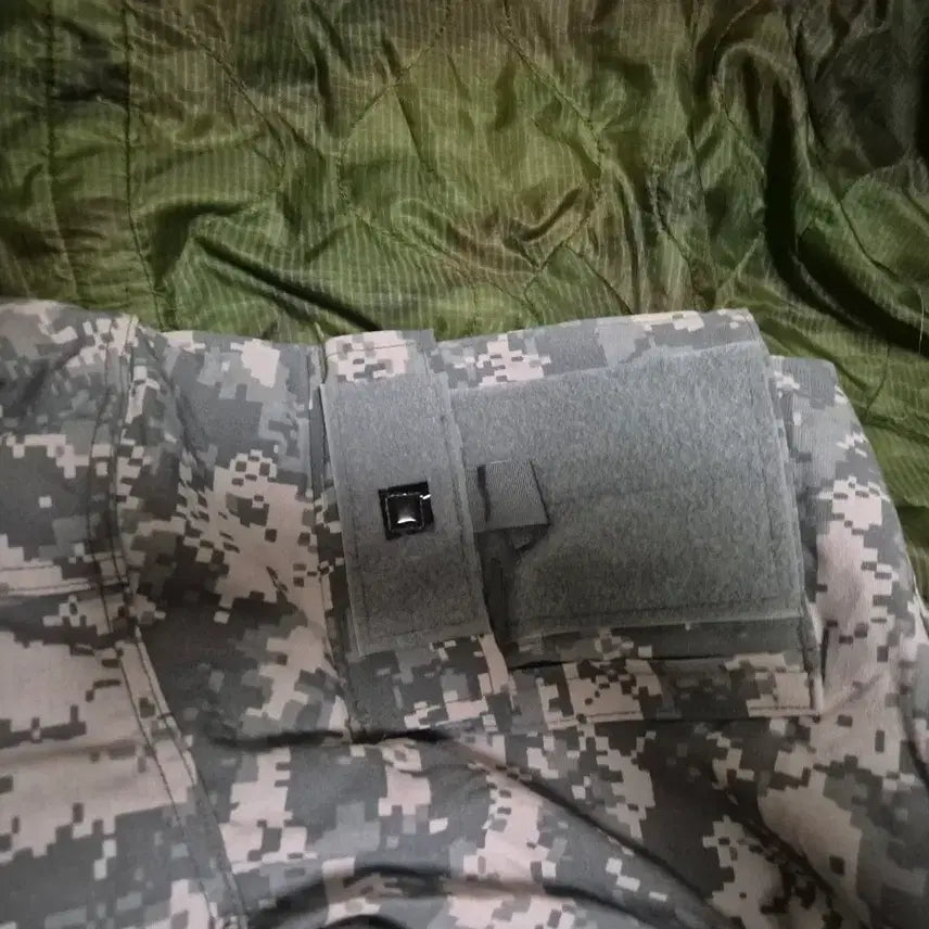 [BUNJANG] ACU Flight Suit Top (Size M-L / 105-110) / ACU 비행복 상의 M-L 105~110