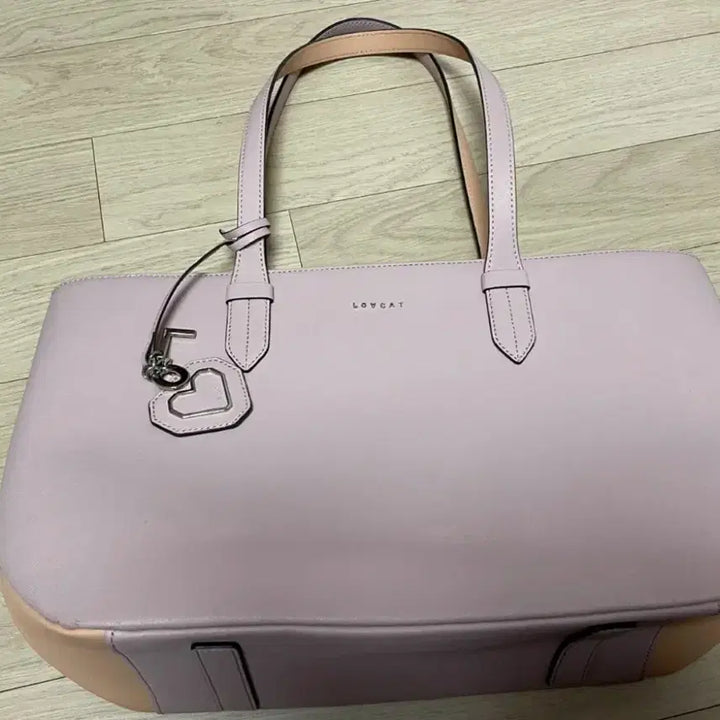 [BUNJANG] Lovecat Pink Leather Shoulder Bag / 러브캣 핑크 가죽 숄더백