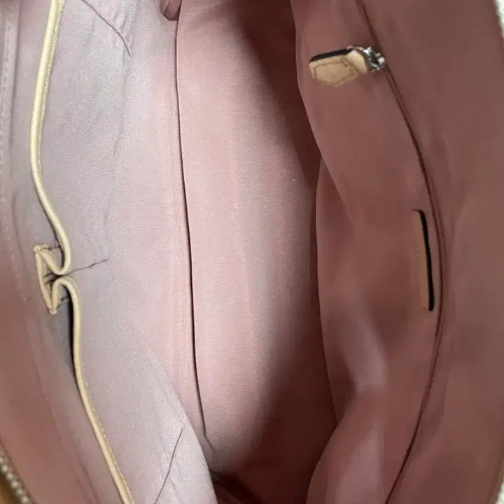 [BUNJANG] Lovecat Pink Leather Shoulder Bag / 러브캣 핑크 가죽 숄더백