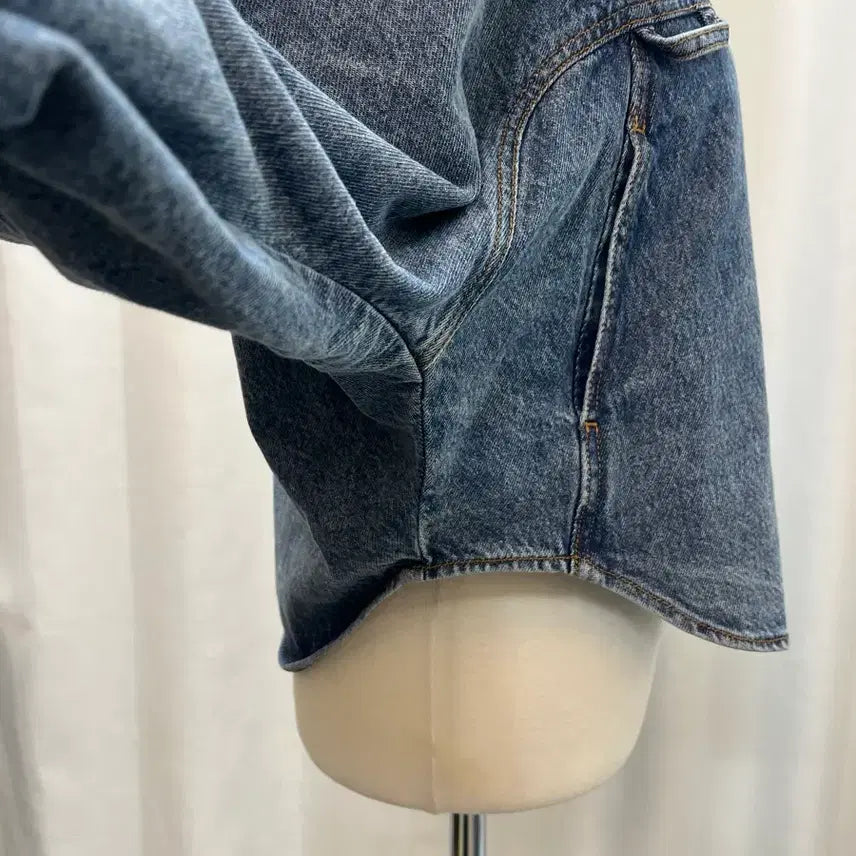 [BUNJANG] SYSTEM 25SS Cropped Denim Jacket (Size S) / SYSTEM 시스템 25SS 크롭 데님 자켓 36(S) 새옷급 청자켓