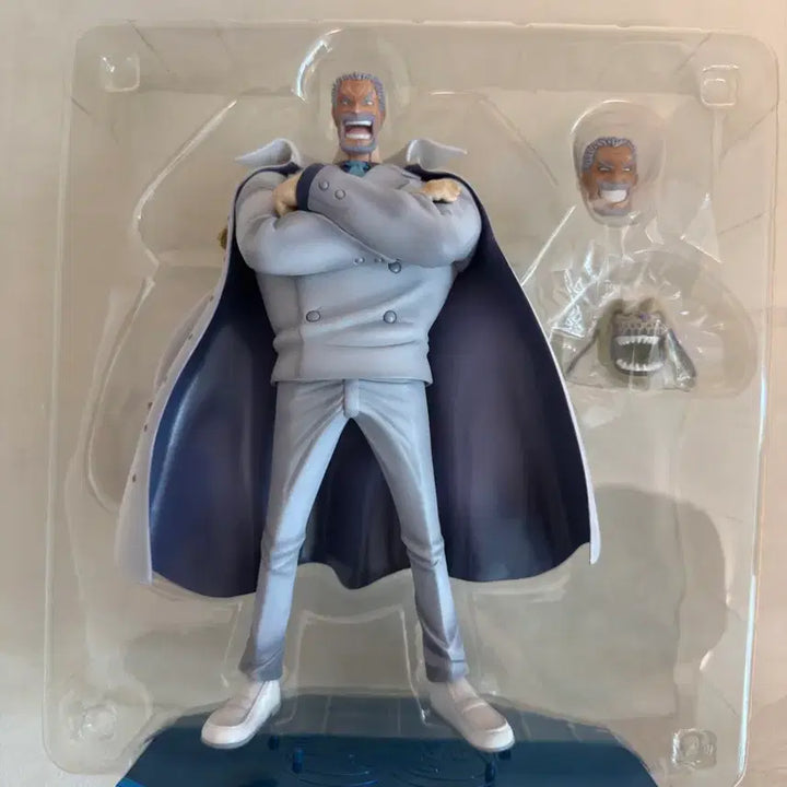 [BUNJANG] One Piece P.O.P DX Monkey D. Garp Figure / 급처) 원피스 피규어 P.O.P DX 가프