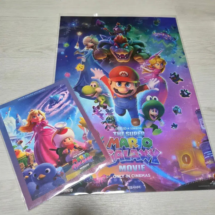 [BUNJANG] Super Mario Galaxy Art Card + Gwang-eum Cinema Poster / 슈퍼 마리오 갤럭시 아트카드 + 광음시네마 포스터