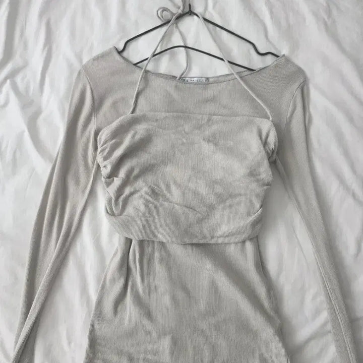 [BUNJANG] Zara Semi-Sheer Shirring T-Shirt / 자라 세미시스루 셔링 티셔츠