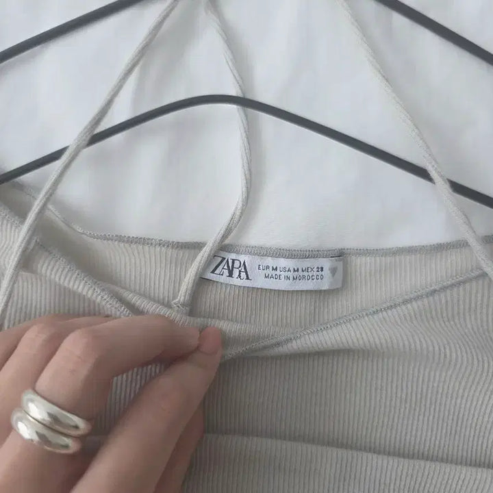 [BUNJANG] Zara Semi-Sheer Shirring T-Shirt / 자라 세미시스루 셔링 티셔츠