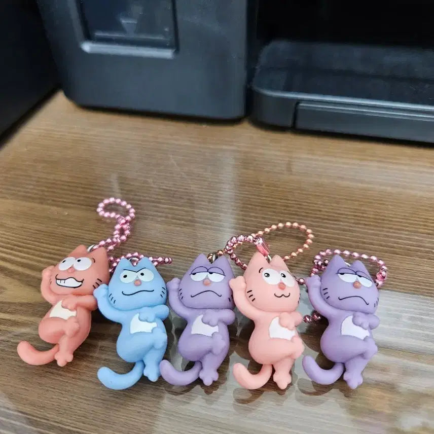 [BUNJANG] Osomatsu-san Cat Gacha 5-Piece Bundle Set / 오소마츠상 고양이 가챠 5종 일괄양도