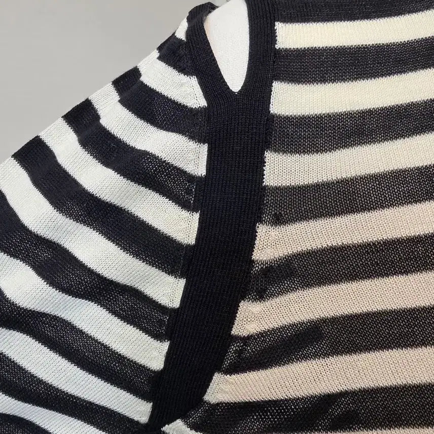 [BUNJANG] Striped Long Sleeve Knit T-shirt with Dog Embroidery / 단독/스트라이프 긴팔 니트 티셔츠