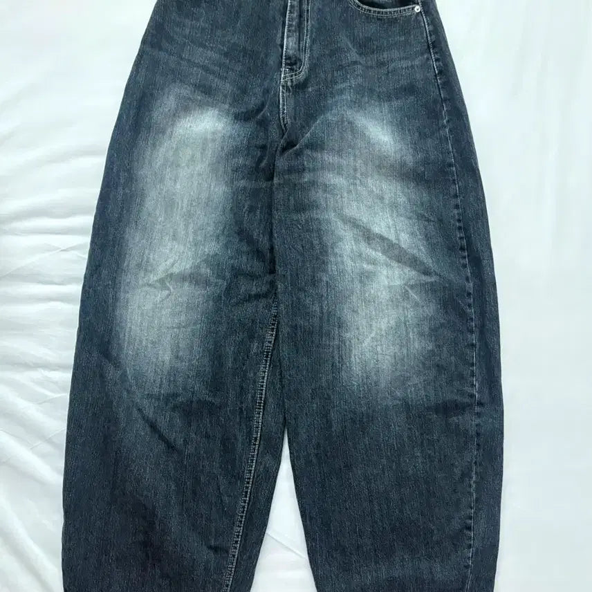 [BUNJANG] Washed Denim Balloon Fit Wide Pants / 벌룬핏 워싱 데님 와이드 팬츠