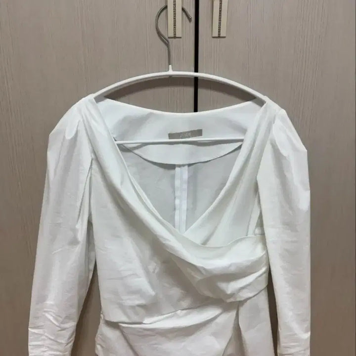 [BUNJANG] Shirring Wrap Blouse / 셔링 랩 블라우스