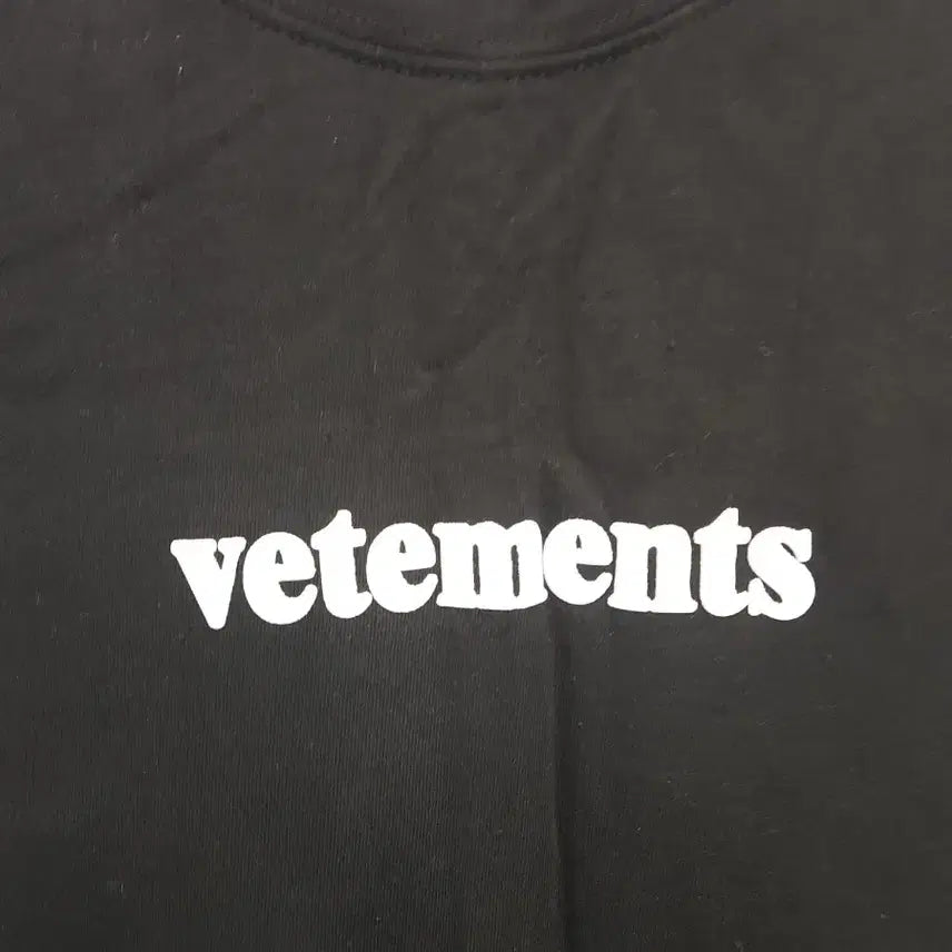 [BUNJANG] VETEMENTS Black Sleeveless Logo T-Shirt / 베트멍 블랙 민소매 티셔츠