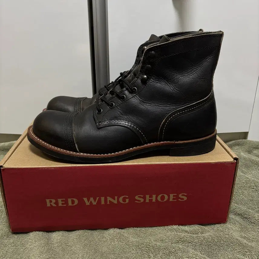 [BUNJANG] Red Wing Iron Ranger 8086 Charcoal Rough &amp; Tough Boots / [275] 레드윙 아이언레인저 8086 차콜 러프앤터프