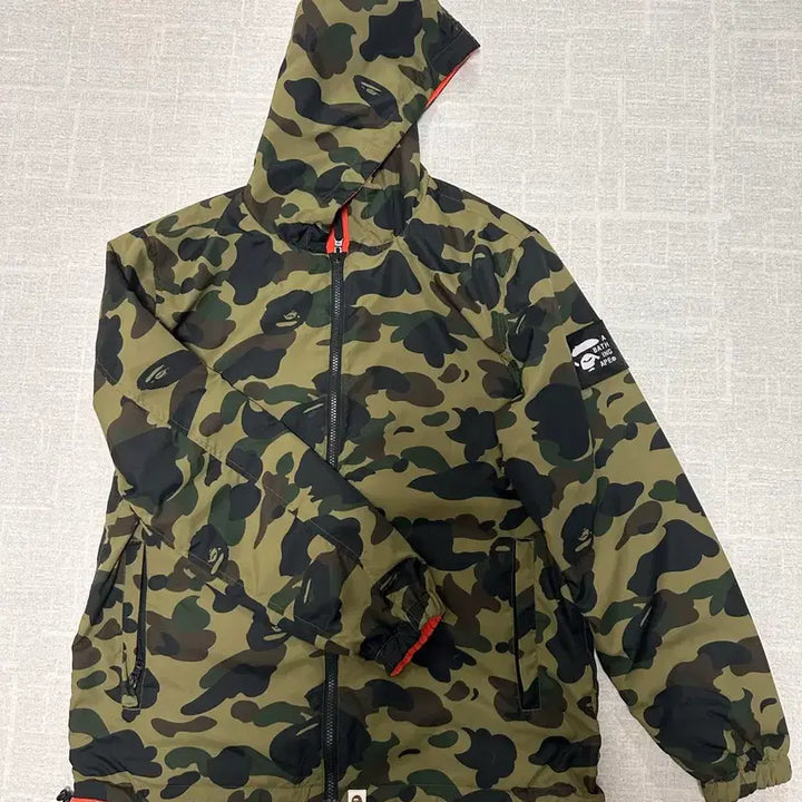[BUNJANG] Bape First Camo Reversible Hooded Jacket / 베이프[bape]퍼스트 카모 리버시블 후드자켓