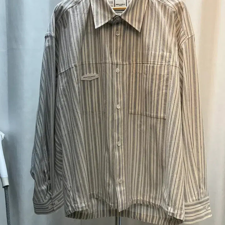 [BUNJANG] WooYoungMi 26SS Blue Stripe Patch Shirt Size 52 / 우영미 25년식 26SS 블루 스트라이프 패치 셔츠 52(110) 새옷급