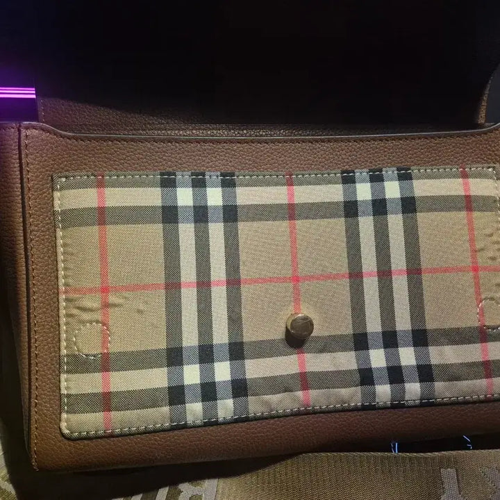 [BUNJANG] Burberry Check Canvas and Leather Crossbody Bag Brown / 버버리 체크 노트 크로스백 브라운