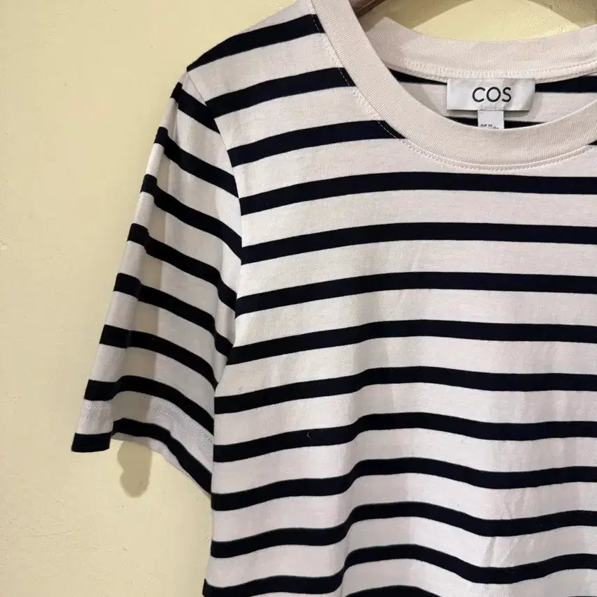 [BUNJANG] COS Striped Short Sleeve T-Shirt / 코스 단가라 반팔티