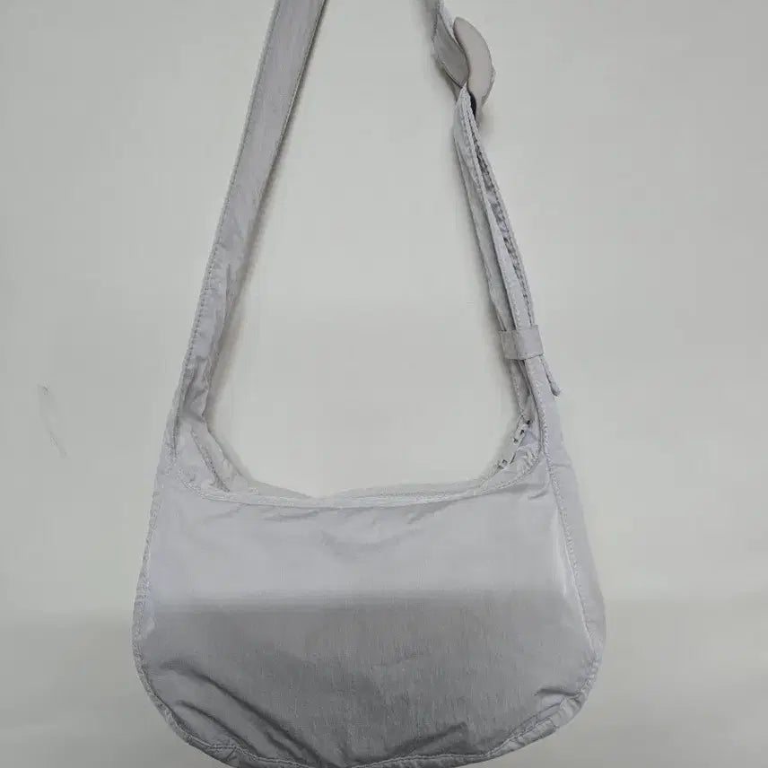 [BUNJANG] COS Nylon Crossbody Saddle Bag Light Grey / 코스 나일론 크로스바디 새들백 라이트그레이