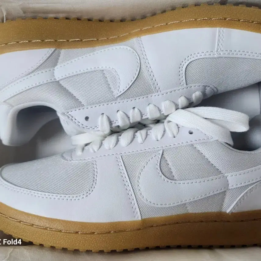 [BUNJANG] Nike Field General White 245mm New / [N급]나이키 필드 제너럴 화이트 245mm 새상품판매합니다