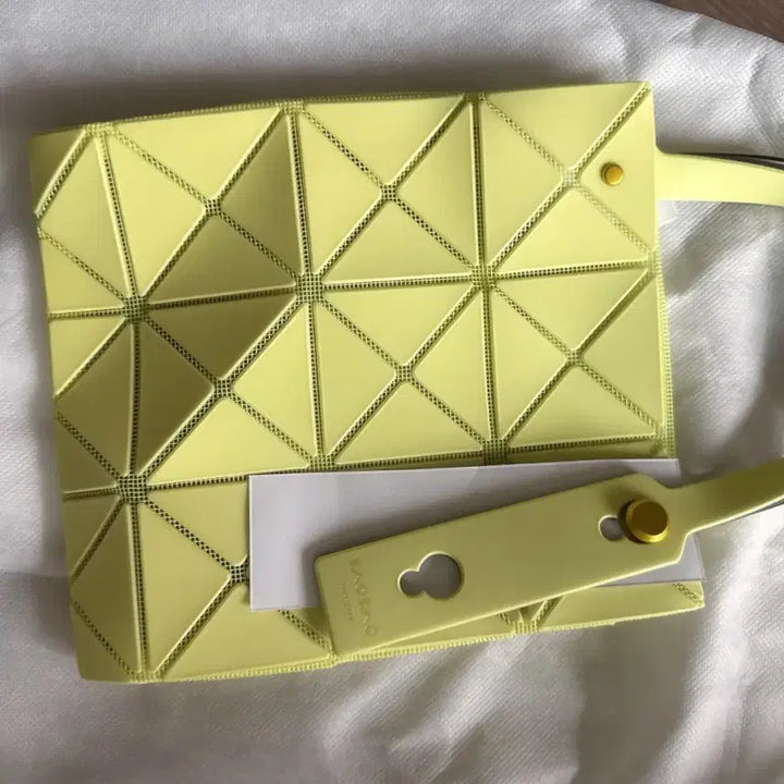 [BUNJANG] Bao Bao Carrot Small Tote Bag / 바오바오 캐럿 스몰 토트백(새제품)