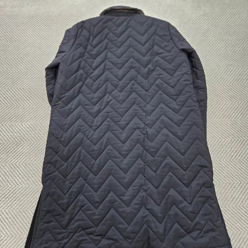 [BUNJANG] Black Quilted Coat with Fur Lining / 블랙 퍼안감퀼팅코트