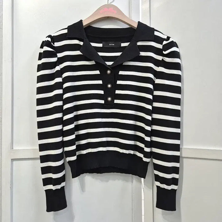 [BUNJANG] Satin Stripe Knit Top / 사틴 스트라이프 니트티