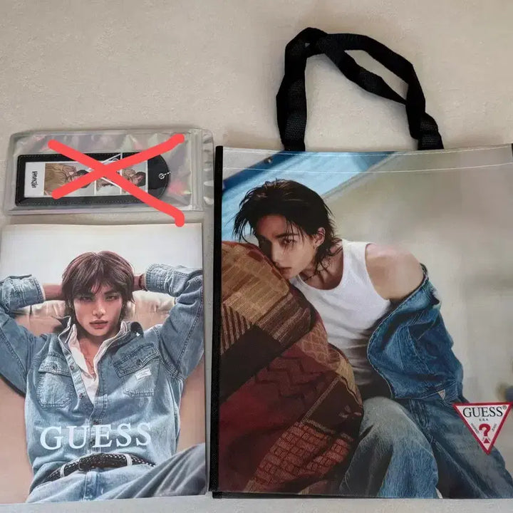 [BUNJANG] Guess Hyunjin Tapoulin Bag Lookbook / 게스 현진 타포린백, 룩북