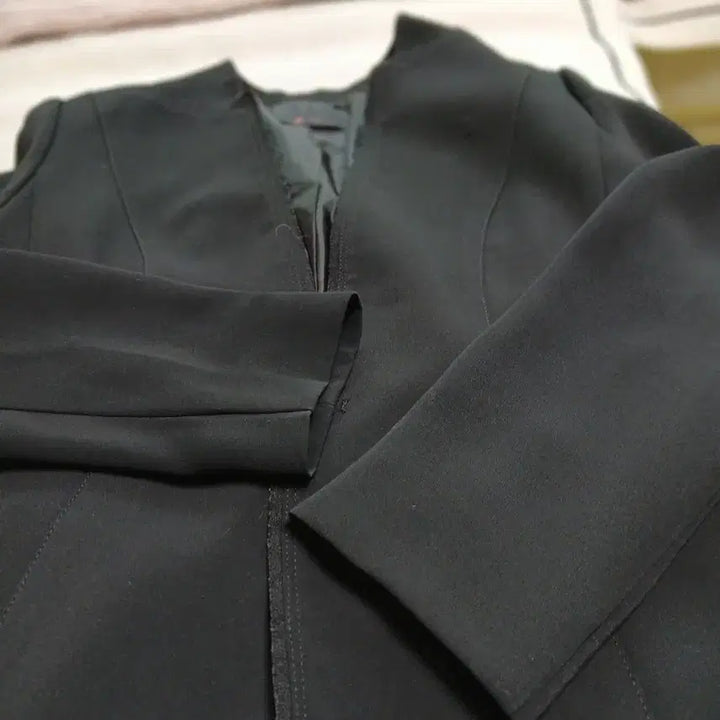 [BUNJANG] Jigott Black Collarless Jacket Women&