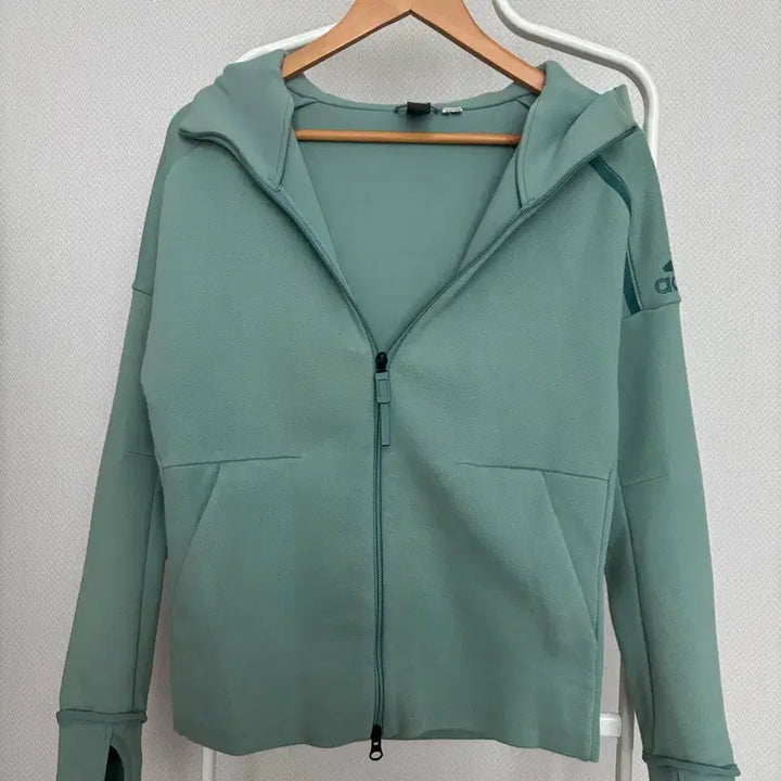 [BUNJANG] Adidas Hooded Zip-Up Sweatshirt / 정품 아디다스 후드집업