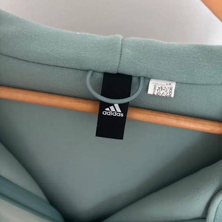 [BUNJANG] Adidas Hooded Zip-Up Sweatshirt / 정품 아디다스 후드집업