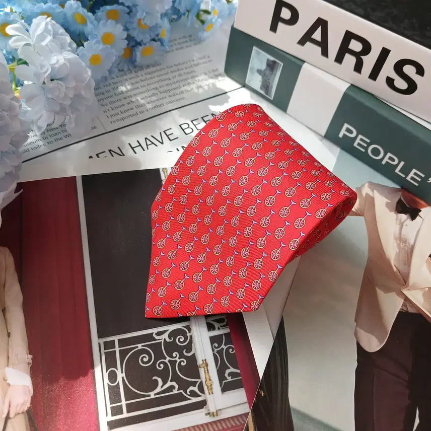 [BUNJANG] Salvatore Ferragamo Silk Red Bicycle Motif 8cm Slim Tie / 살바토레 페라가모 실크 레드 넥타이 8cm S~A+등급 E954
