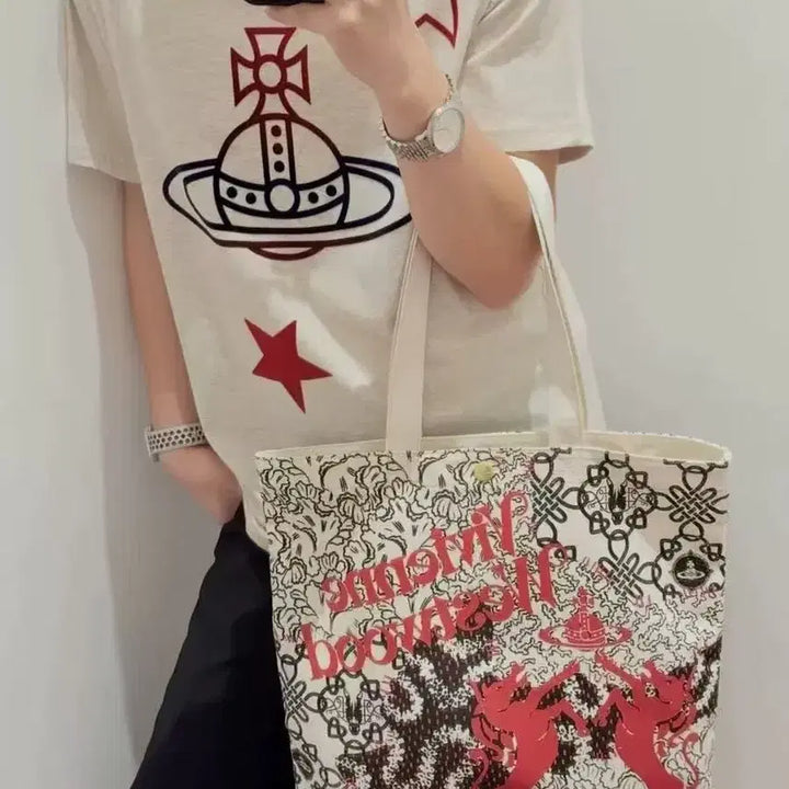 [BUNJANG] Vivienne Westwood Oversized Logo Star Print T-Shirt / 비비안웨스트우드 여성티셔츠 박시핏 로고무늬 여름티