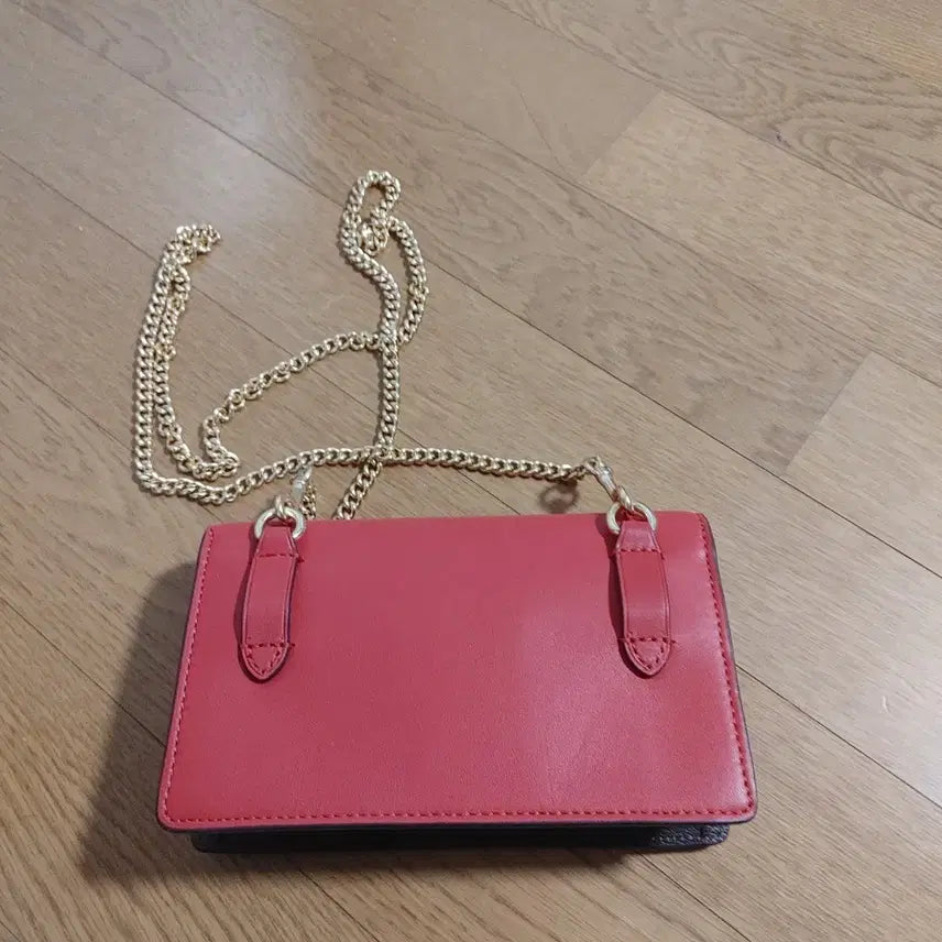 [BUNJANG] Coach Crossbody Bag Pink Chain Detail / 코치 크로스백
