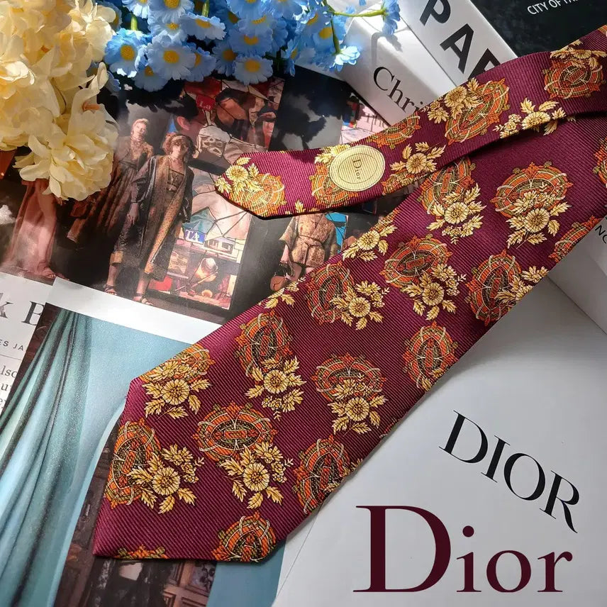 [BUNJANG] Christian Dior Wine Floral Ornament Pattern Silk Necktie 9.5cm / 크리스찬디올 와인 플로럴 오너먼트 패턴 넥타이 9.5cm A등급 E950