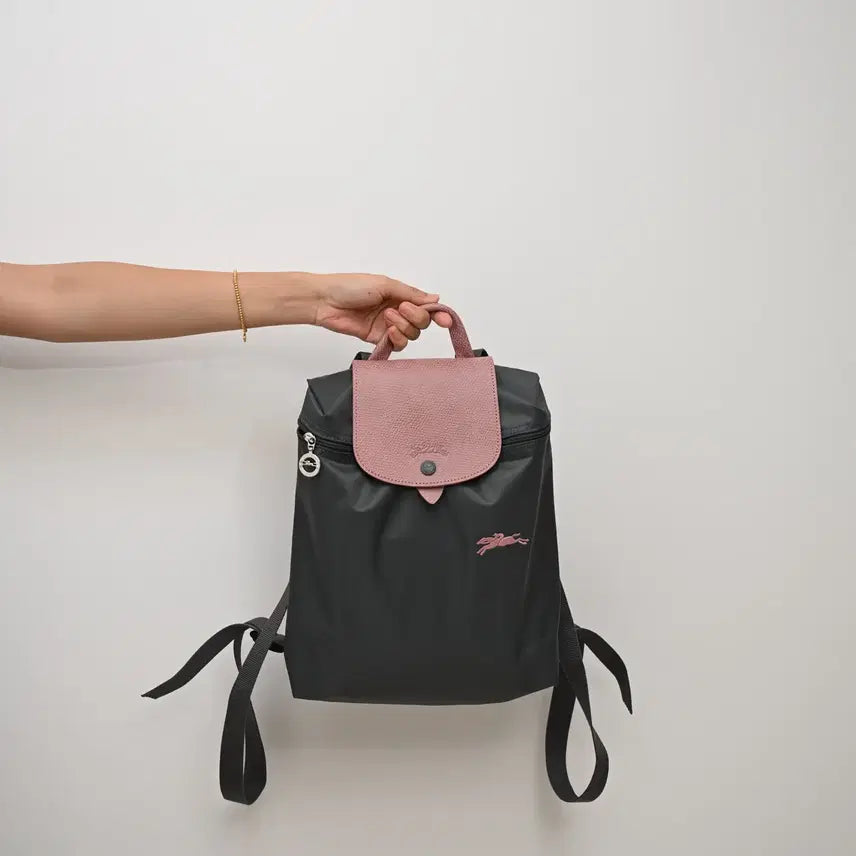 [BUNJANG] Longchamp Backpack Nylon Cowhide Small Size / 롱샴 백팩 진그레이  나일론 소가죽 스몰 사이즈 여성