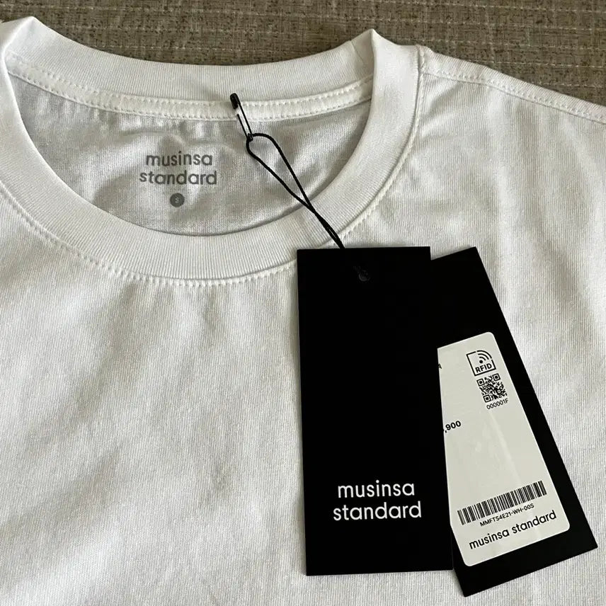 [BUNJANG] Musinsa Standard Short Sleeve T-Shirt White S (New) / 무신사 스탠다드 반팔 티셔츠 흰색 S (새상품)