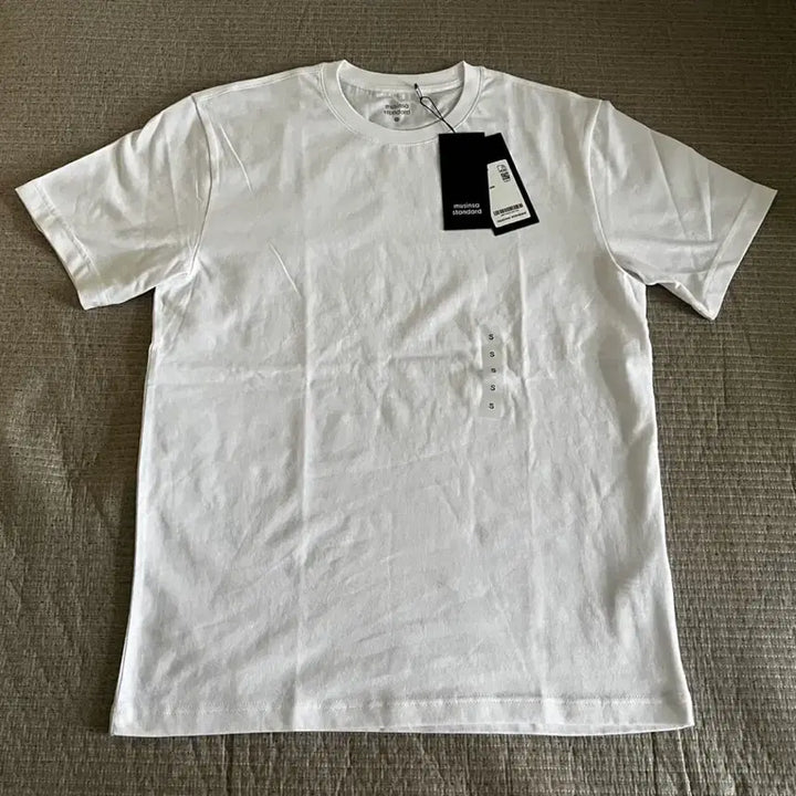 [BUNJANG] Musinsa Standard Short Sleeve T-Shirt White S (New) / 무신사 스탠다드 반팔 티셔츠 흰색 S (새상품)
