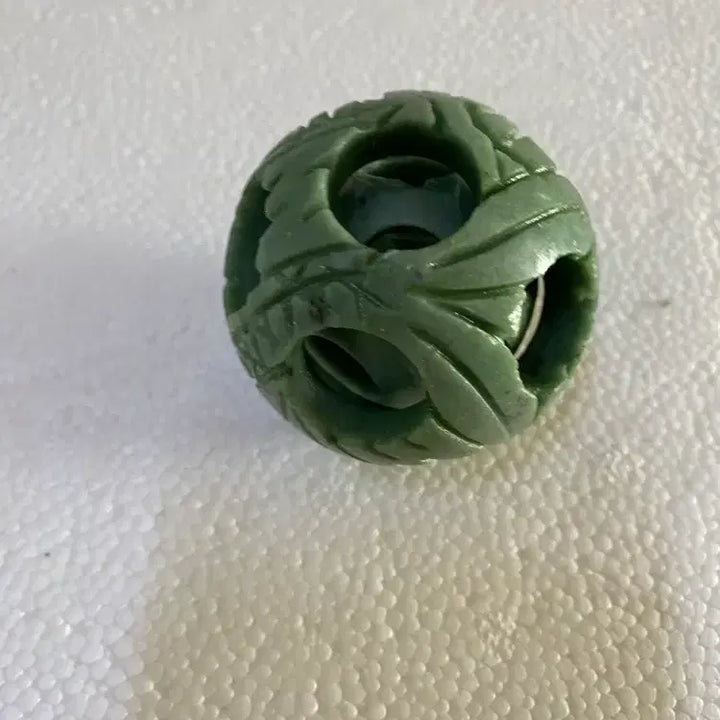 [BUNJANG] Jade Sculpture with Nested Jade Ornaments / 큰 옥속에 또 다른 옥들이 들어있는 옥조형/ 요316