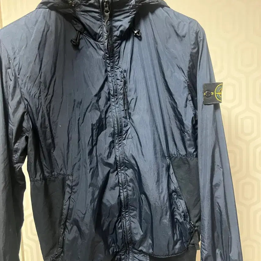 [BUNJANG] Stone Island Windbreaker Navy M / 스톤아일랜드 바람막이 m.  35