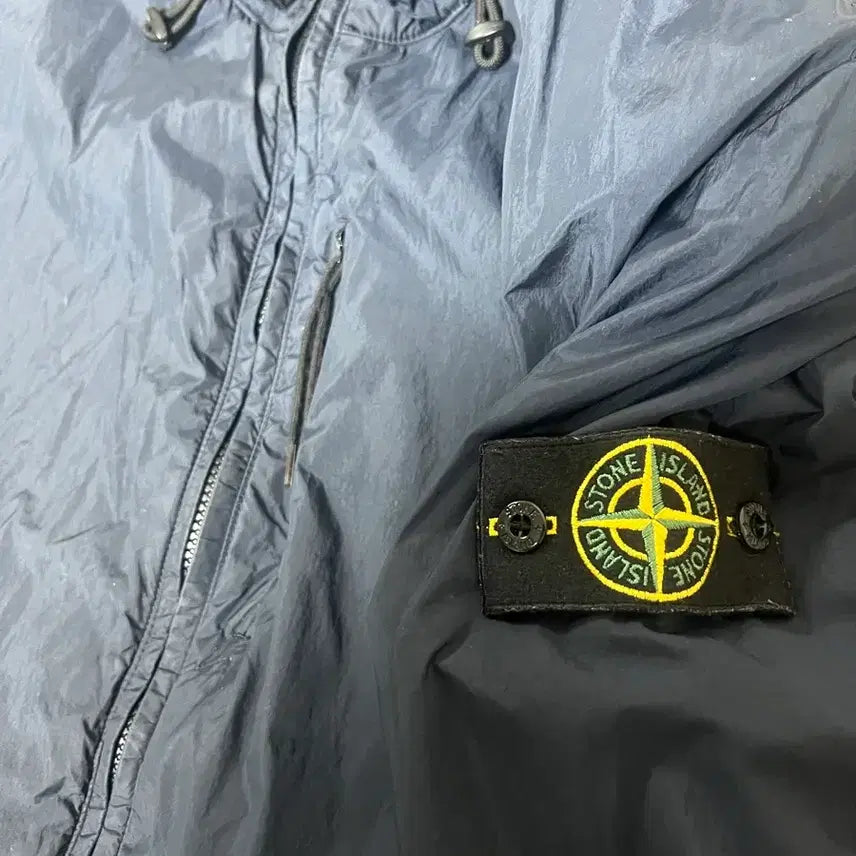 [BUNJANG] Stone Island Windbreaker Navy M / 스톤아일랜드 바람막이 m.  35