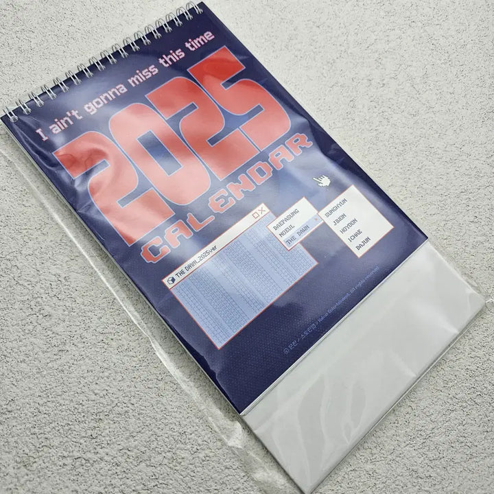 [BUNJANG] Mangasal Funding Goods 5 Photocards + 2025 Calendar Gift Set / 망아살 펀딩굿즈 5종포토카드 + 2025 달력선물
