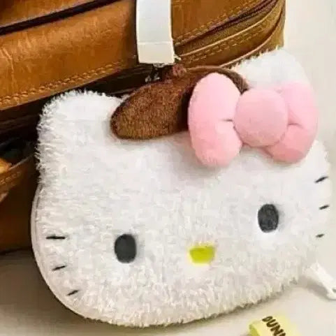 [SOLD OUT] 던킨 헬로키티 트래블월렛