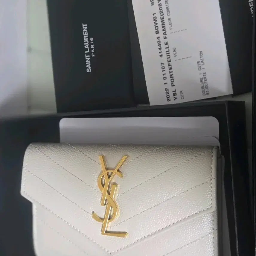 [BUNJANG] Saint Laurent Envelope Wallet Ivory Calfskin / 입생로랑 엔벨롭 지갑 아이보리
