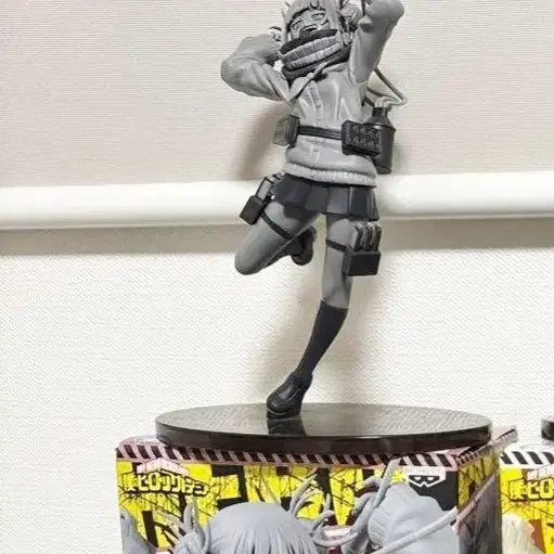 [BUNJANG] Bandai Himiko Toga Black &amp; White Version Colosseum Figure / 히로아카 토가 히미코 반다이 콜로세움 흑백 버전 피규어
