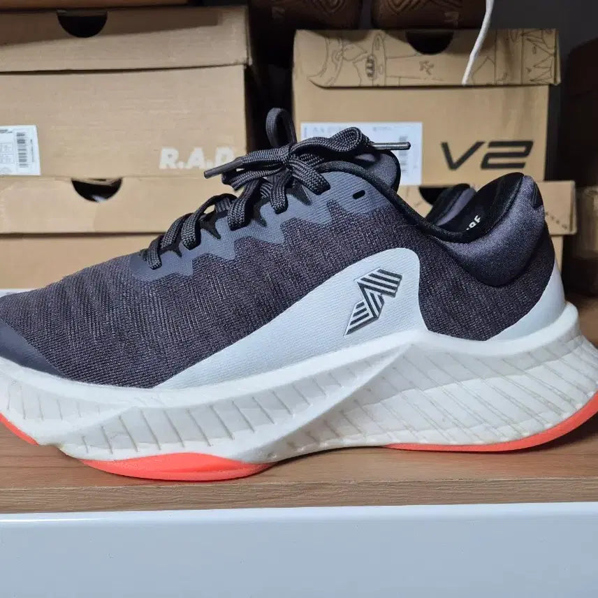 [BUNJANG] RAD Runner R-1 CrossFit Games Trainer Shoes / [250] RAD 라드 러너 R-1 크로스핏 게임즈 트레이너 러너 RAD