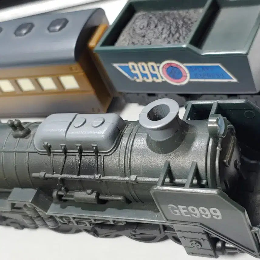[BUNJANG] Super Mechanics Galaxy Express 999 Train Engine Only / 슈퍼 메카닉스 은하철도999 기차 본체만